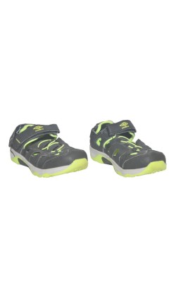 Sandale semi-inchise Umbro, marime 33