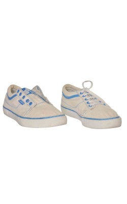 Tenisi Lacoste, marime 40