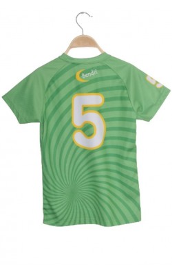 Tricou Bendit, 12 ani