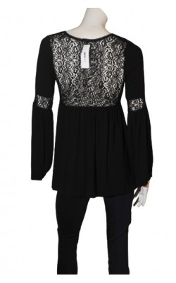 Tunica neagra cu dantela Gina Tricot, marime M